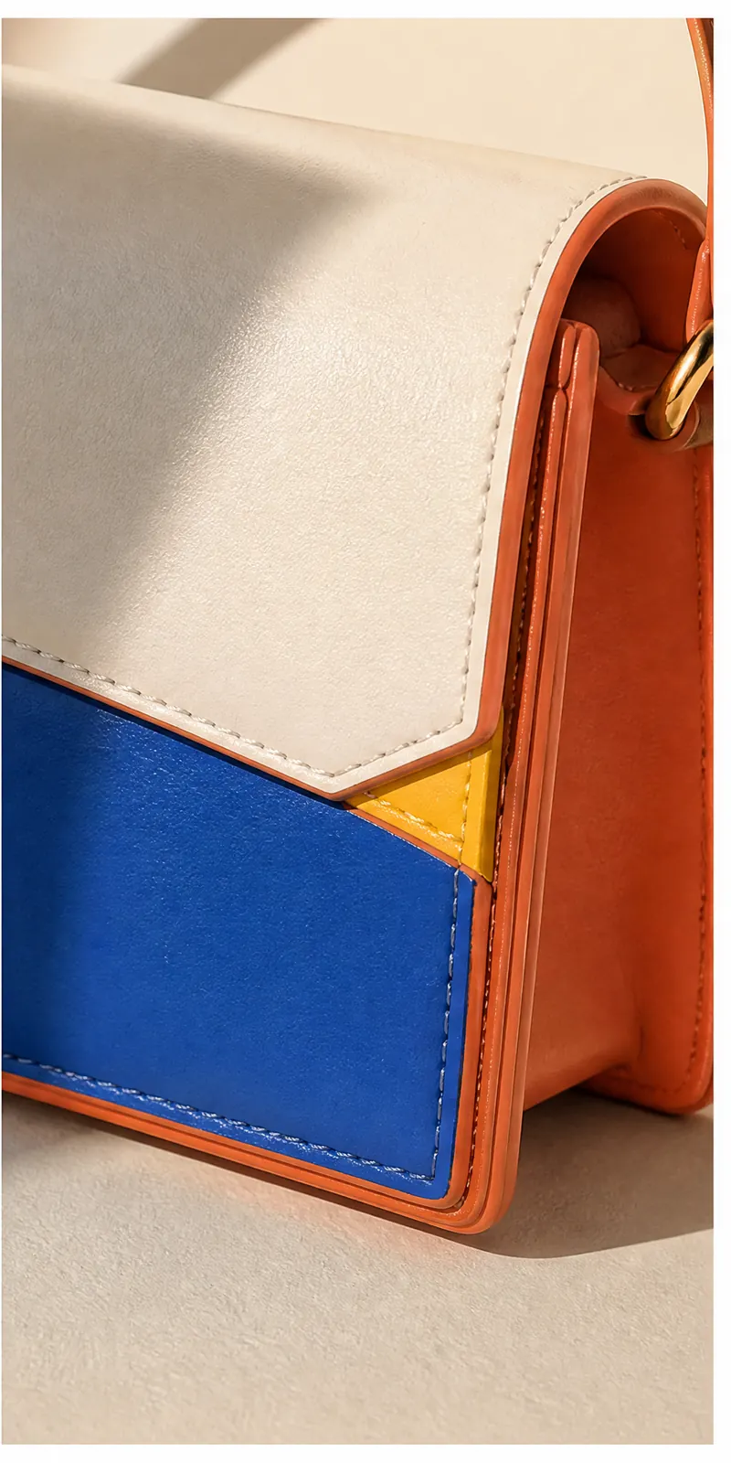 Twin Plane Bag — detail view