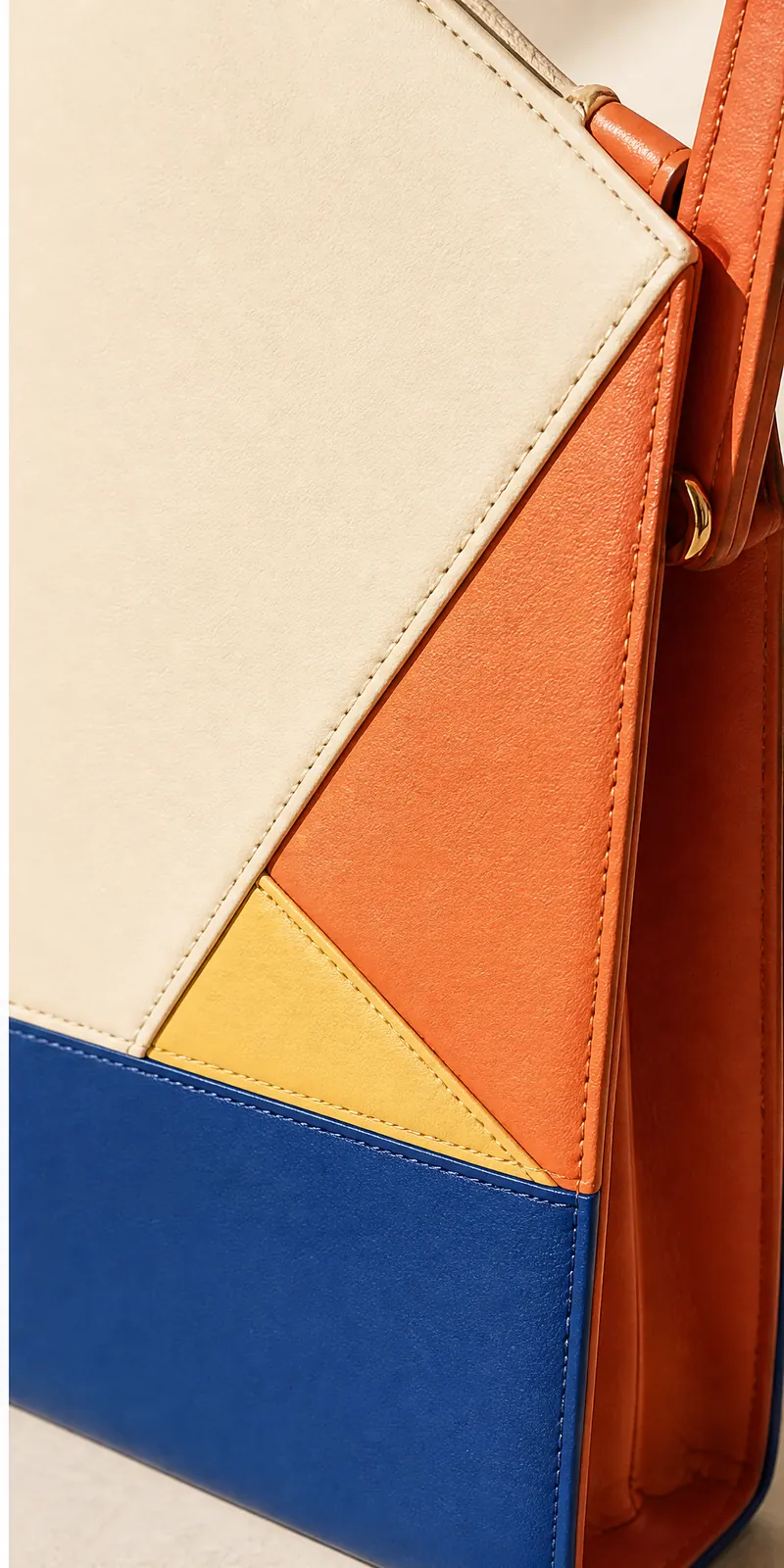 Gallery Handle Bag — detail view