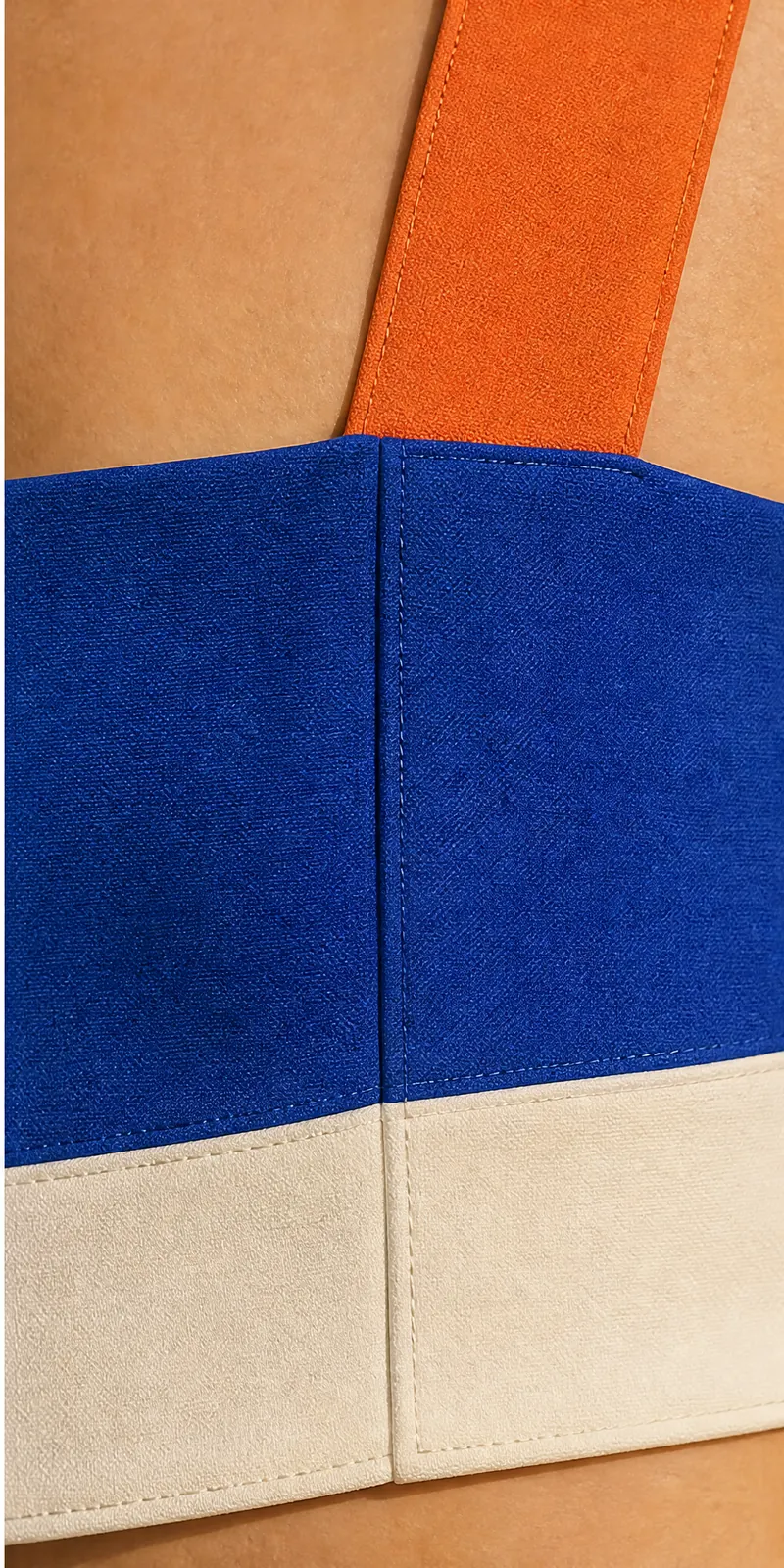 Squareline Crop — detail view