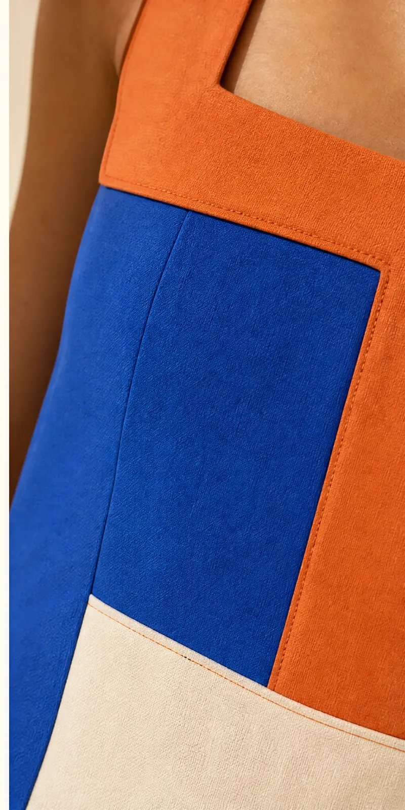 Frame Neck Mini — Detailansicht